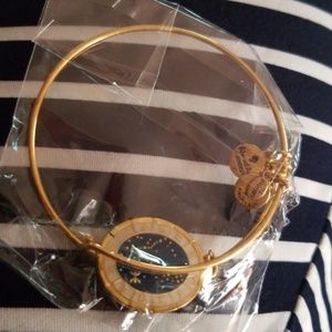 Alexi and Ani Pisces